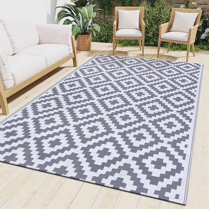 Smiry Waterproof Outdoor Rug 10X14 ft, Reversible Plastic Straw Patio Camping Rugs, Outdoor Indoor RV Mat Carpet for Patio, Outside Entry, Backyard, Deck, Bench, Picnic, Camper, White & Grey